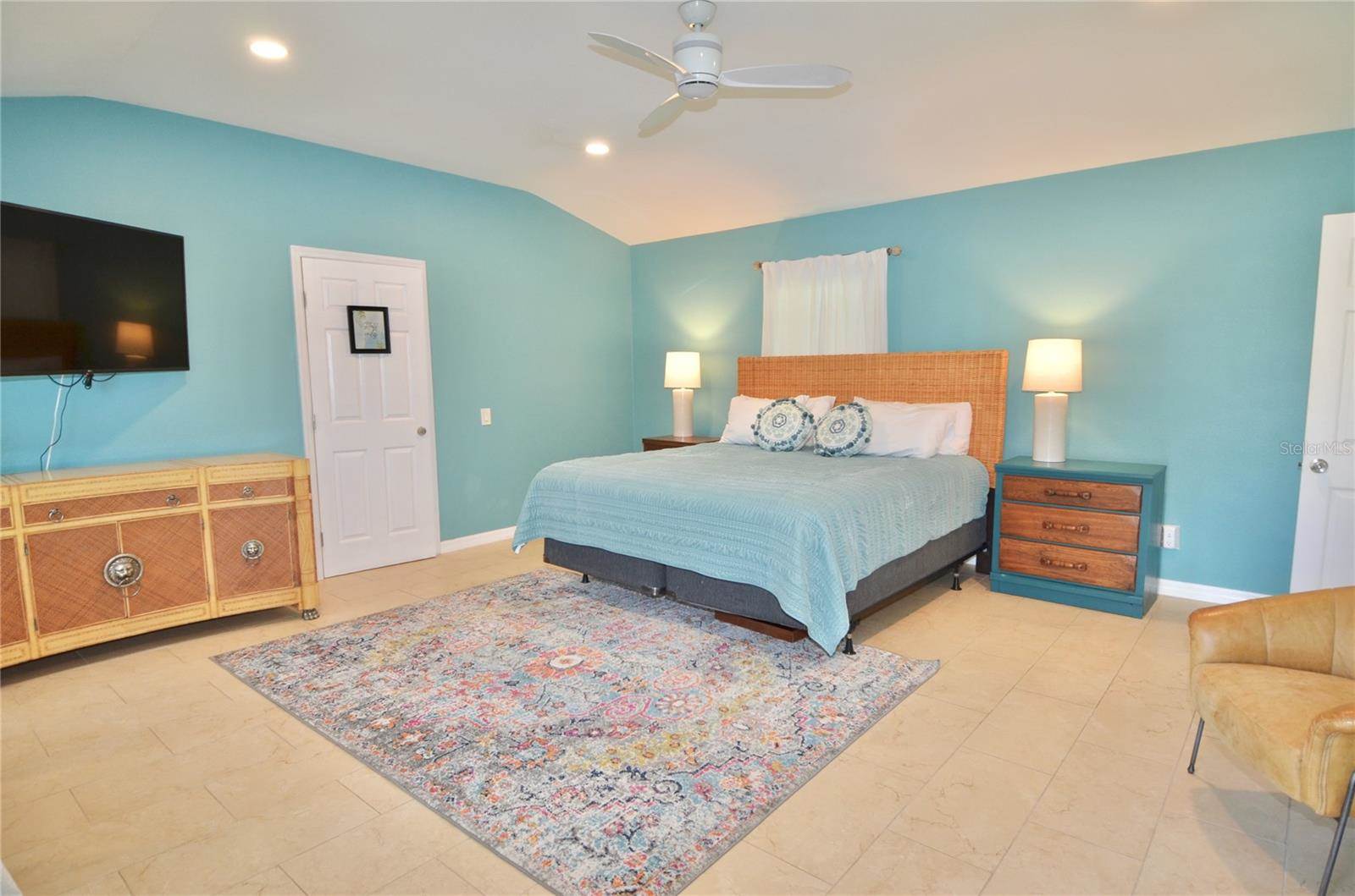 411 Pameto Road, Nokomis, FL 34275