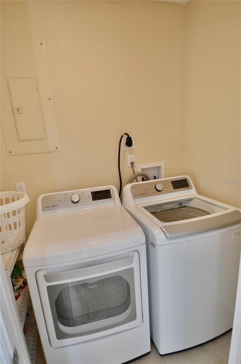 411 Pameto Road, Nokomis, FL 34275