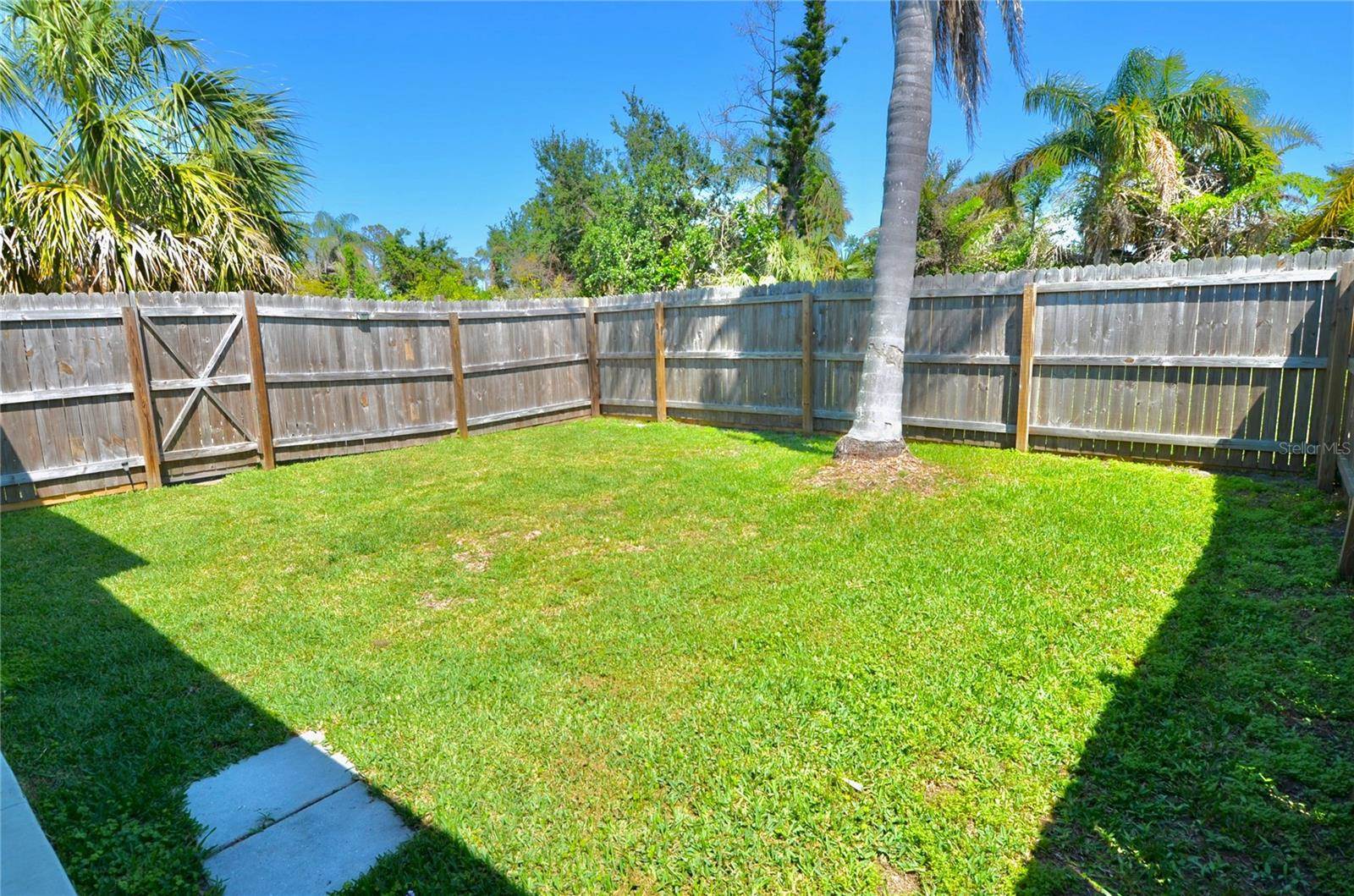 411 Pameto Road, Nokomis, FL 34275