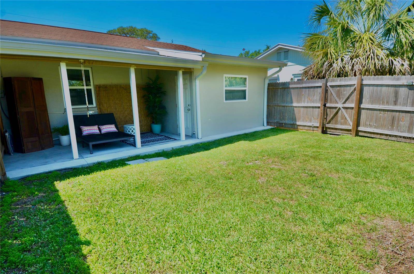 411 Pameto Road, Nokomis, FL 34275