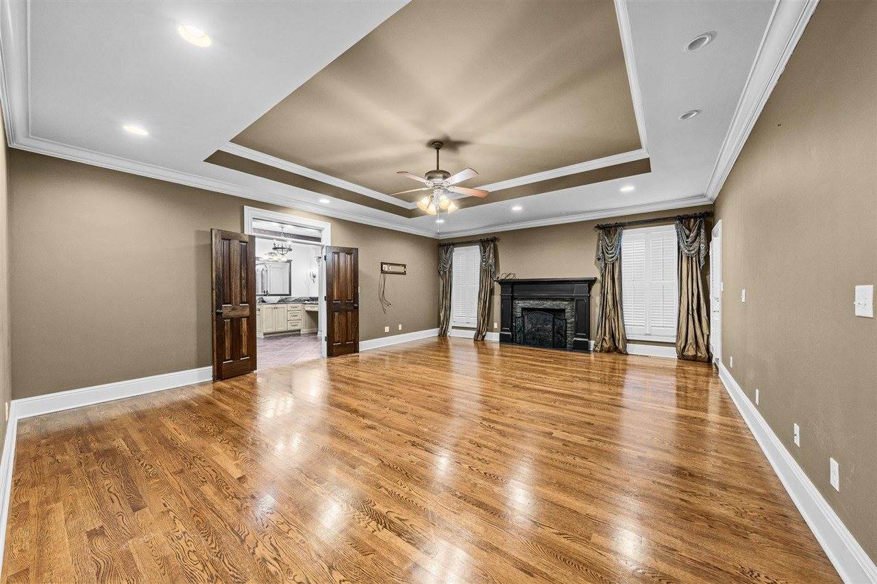 801 Covington Grove Boulevard, Bowling Green, KY 42104