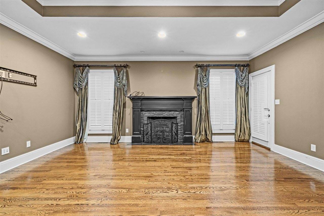 801 Covington Grove Boulevard, Bowling Green, KY 42104