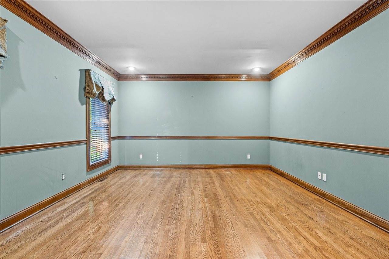 801 Covington Grove Boulevard, Bowling Green, KY 42104