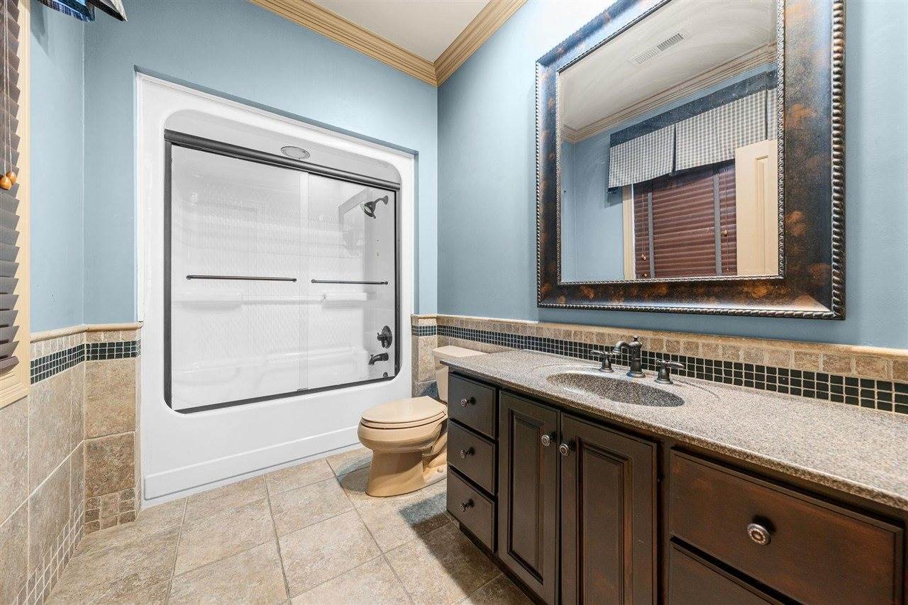 801 Covington Grove Boulevard, Bowling Green, KY 42104