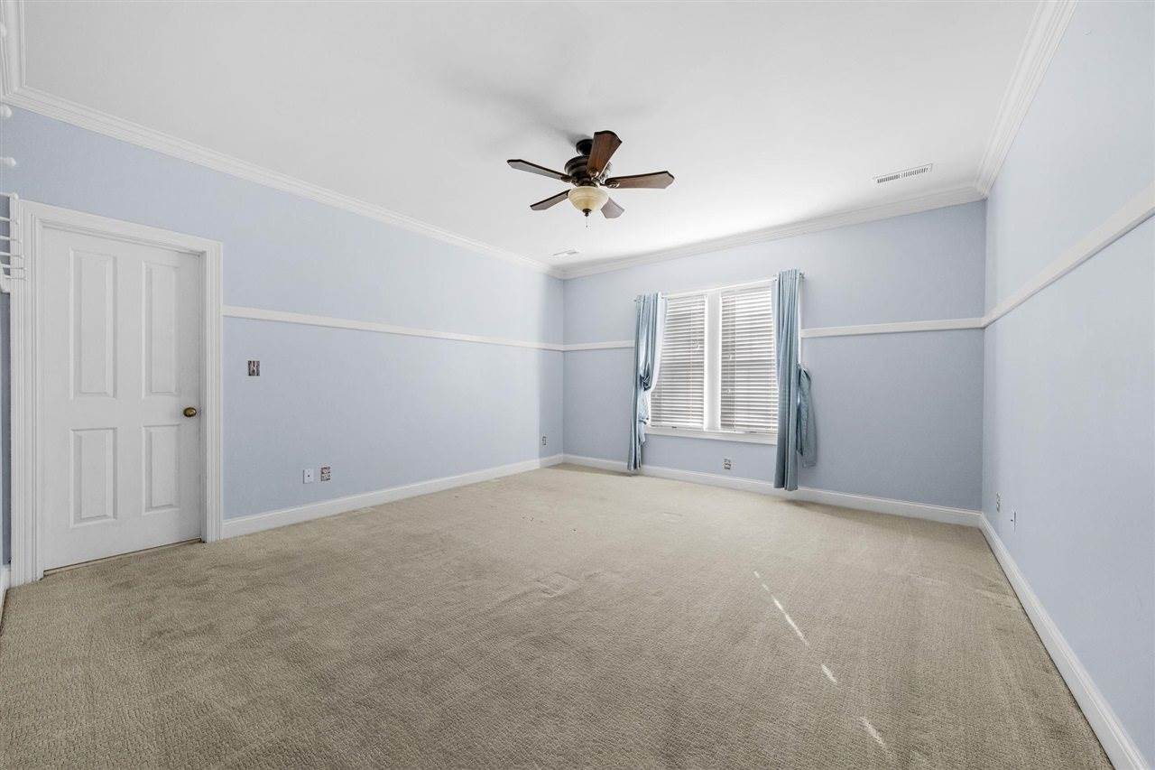 801 Covington Grove Boulevard, Bowling Green, KY 42104