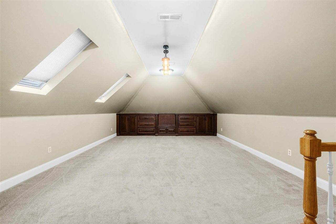 801 Covington Grove Boulevard, Bowling Green, KY 42104