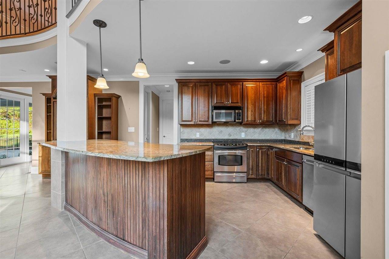 801 Covington Grove Boulevard, Bowling Green, KY 42104