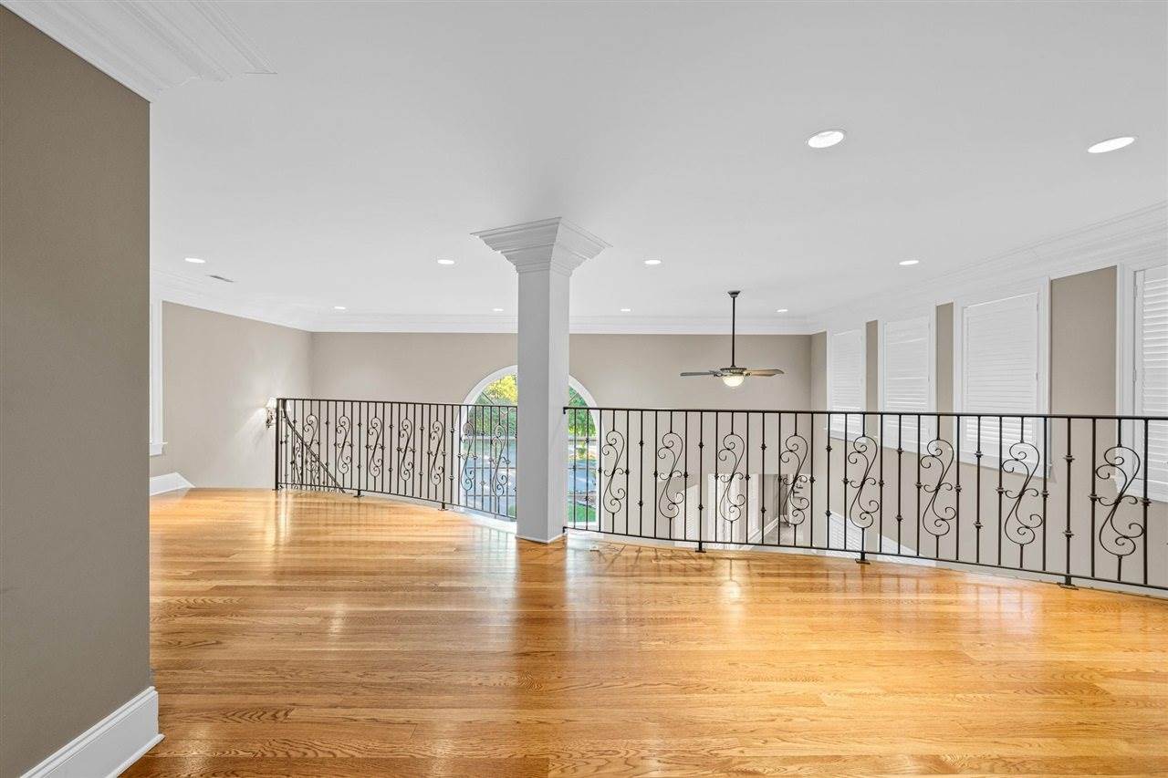 801 Covington Grove Boulevard, Bowling Green, KY 42104