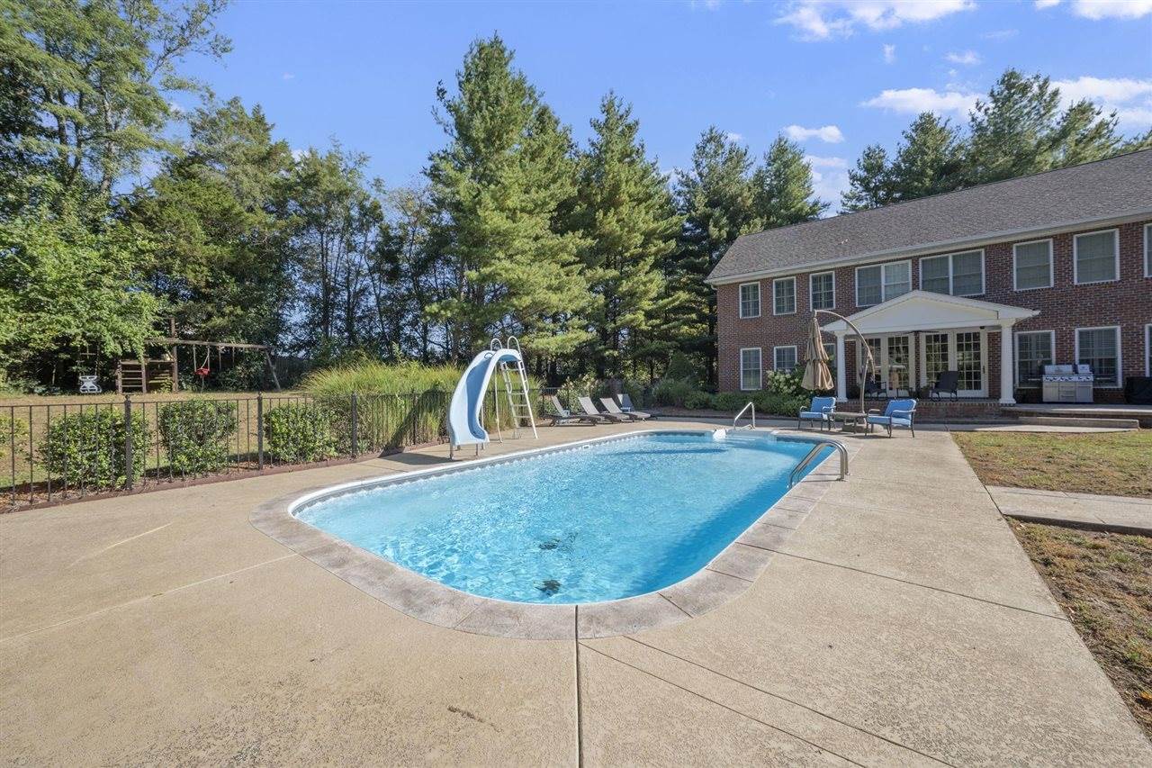 801 Covington Grove Boulevard, Bowling Green, KY 42104