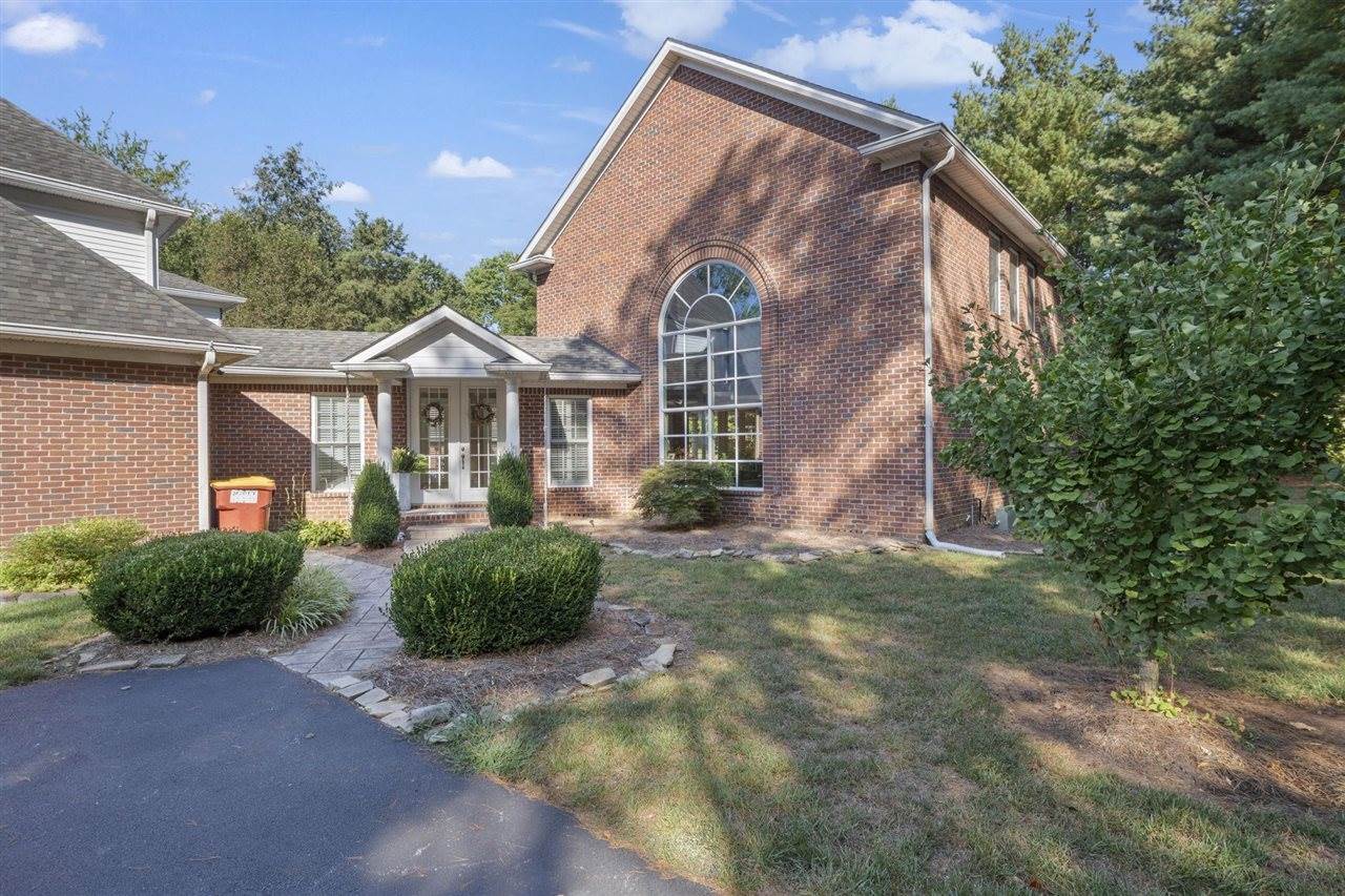 801 Covington Grove Boulevard, Bowling Green, KY 42104