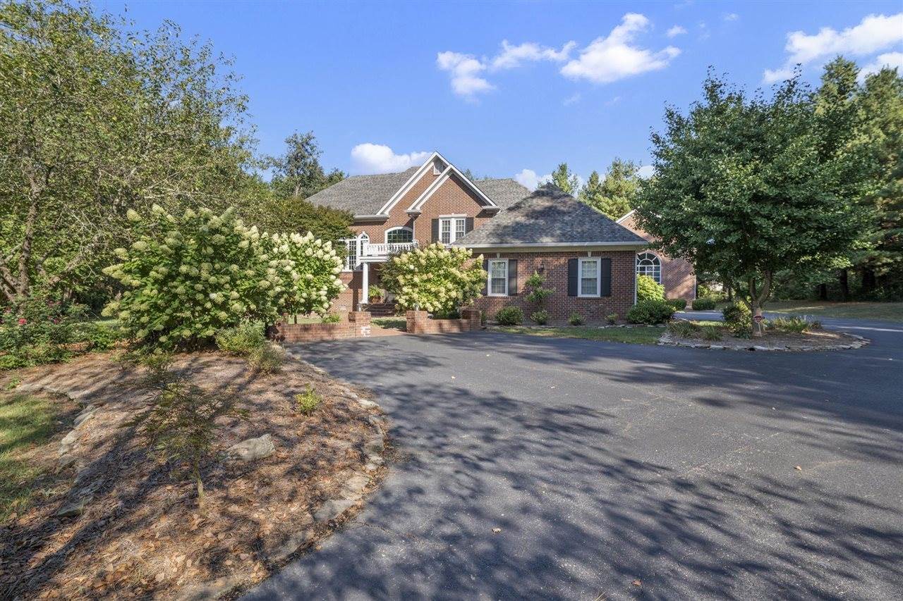 801 Covington Grove Boulevard, Bowling Green, KY 42104