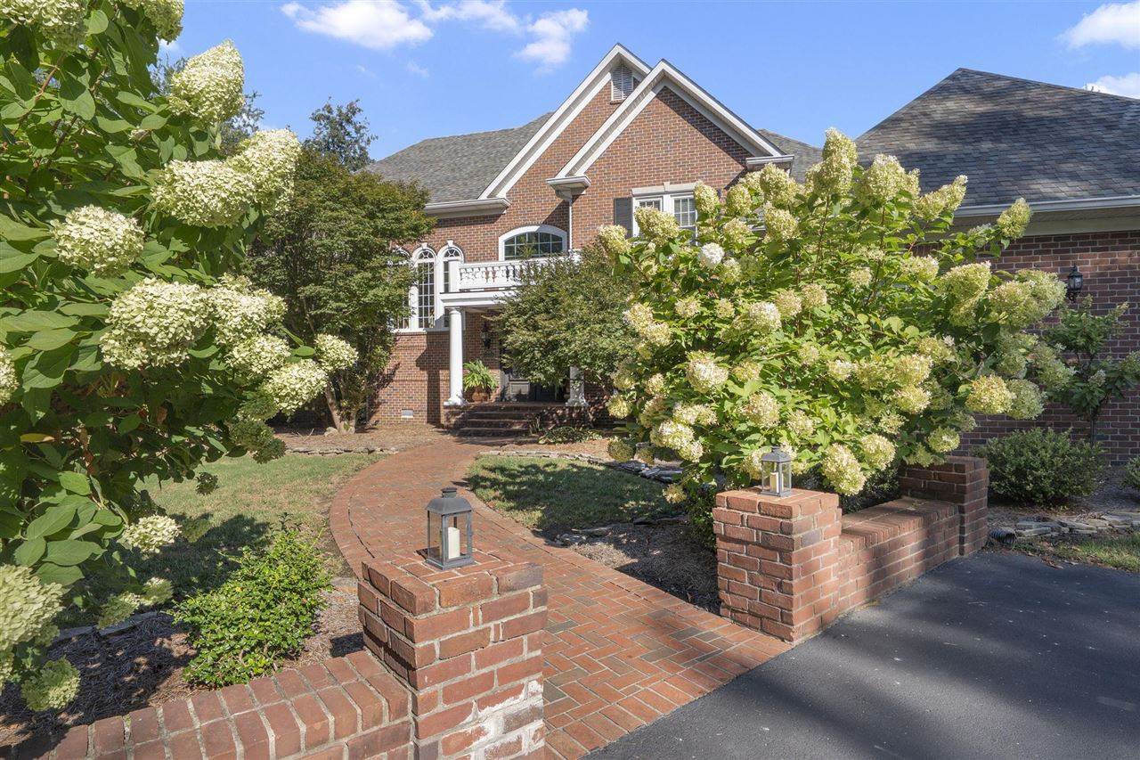 801 Covington Grove Boulevard, Bowling Green, KY 42104