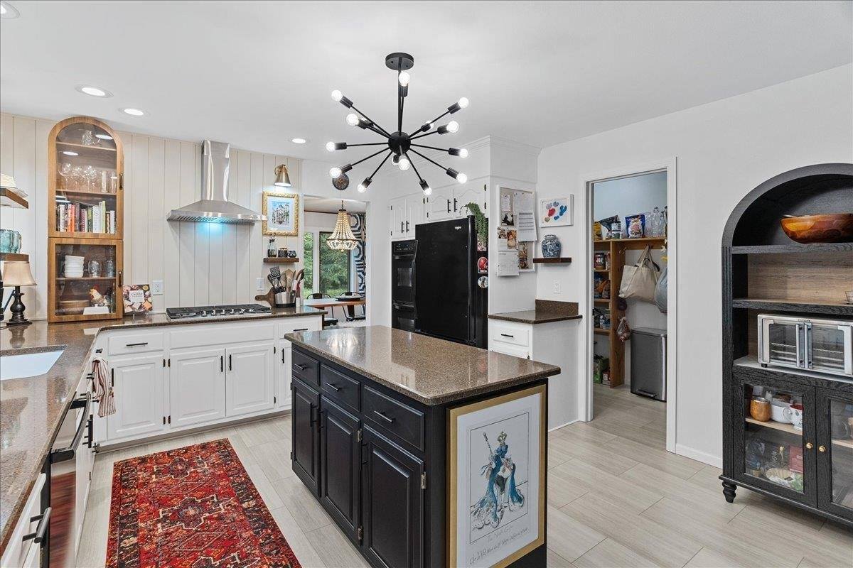 11860 Sunset Drive, Marshfield, WI 54449