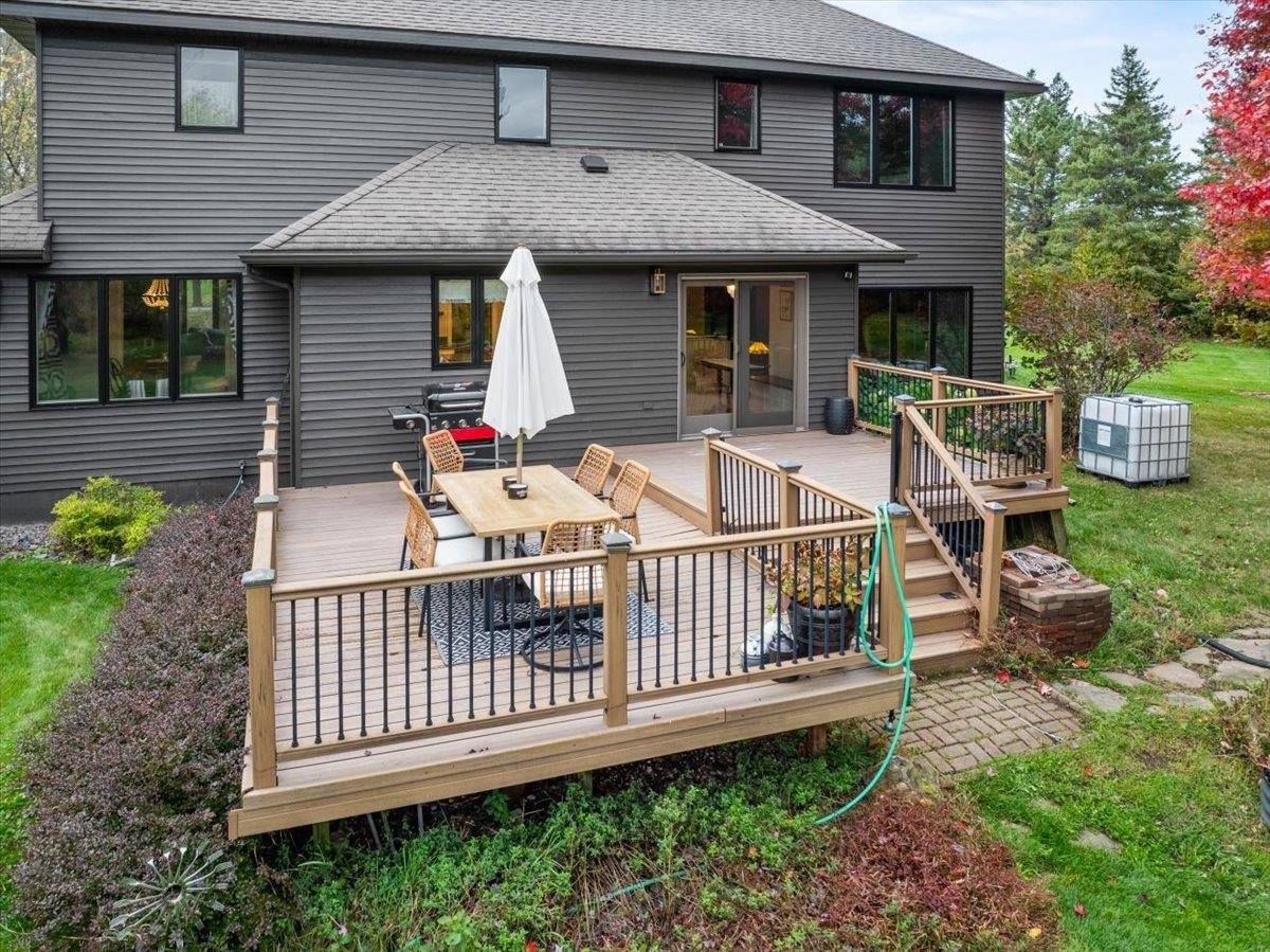 11860 Sunset Drive, Marshfield, WI 54449