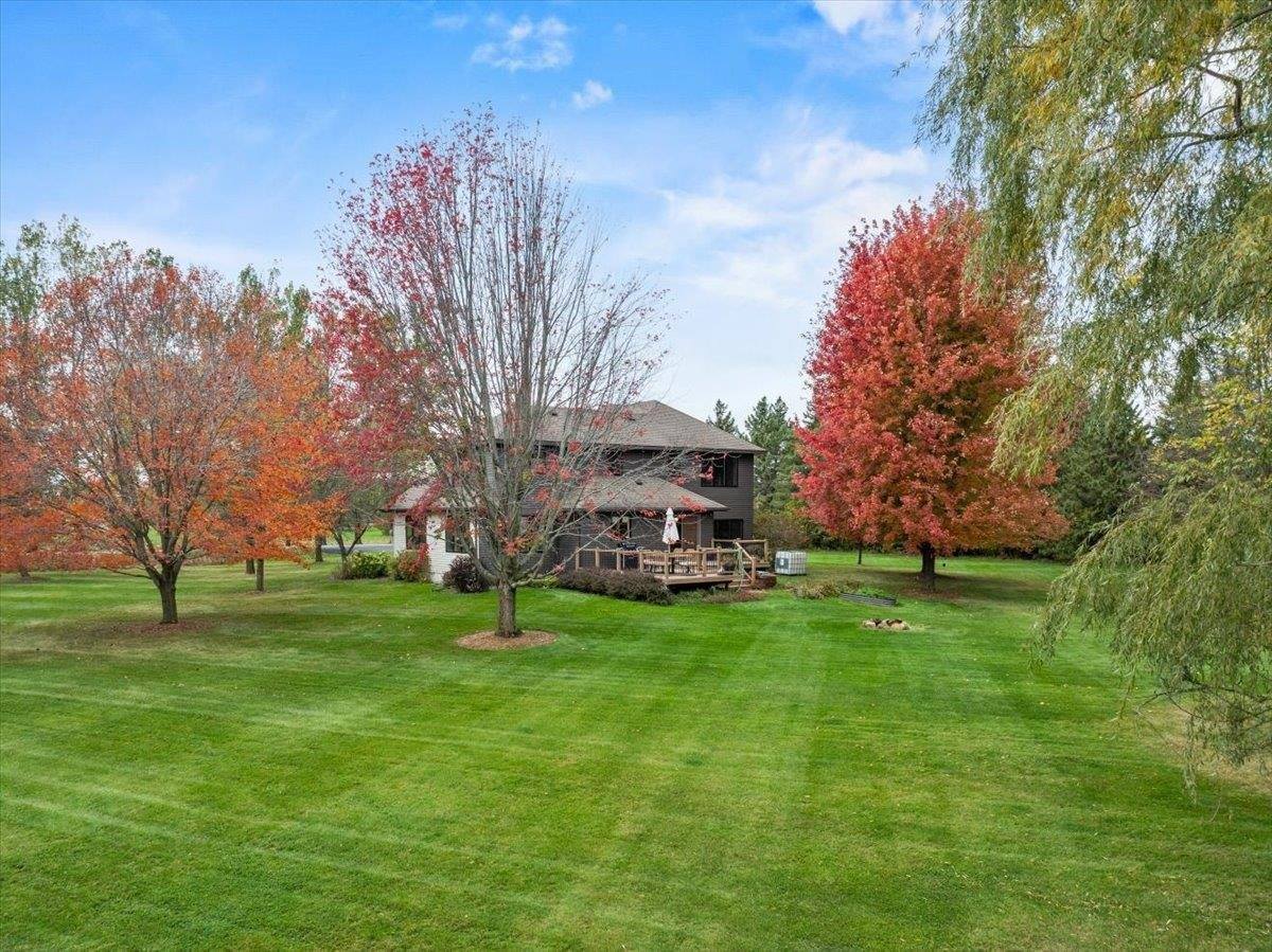 11860 Sunset Drive, Marshfield, WI 54449