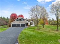 11860 Sunset Drive, Marshfield, WI 54449
