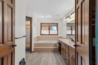 11860 Sunset Drive, Marshfield, WI 54449