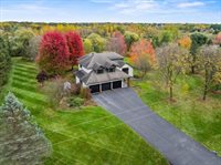 11860 Sunset Drive, Marshfield, WI 54449