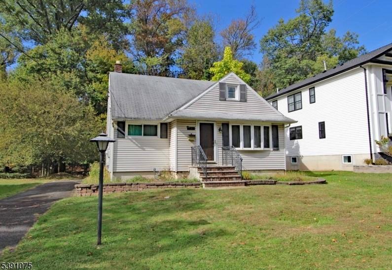 43 Cray Ter, Fanwood Boro, NJ 07023