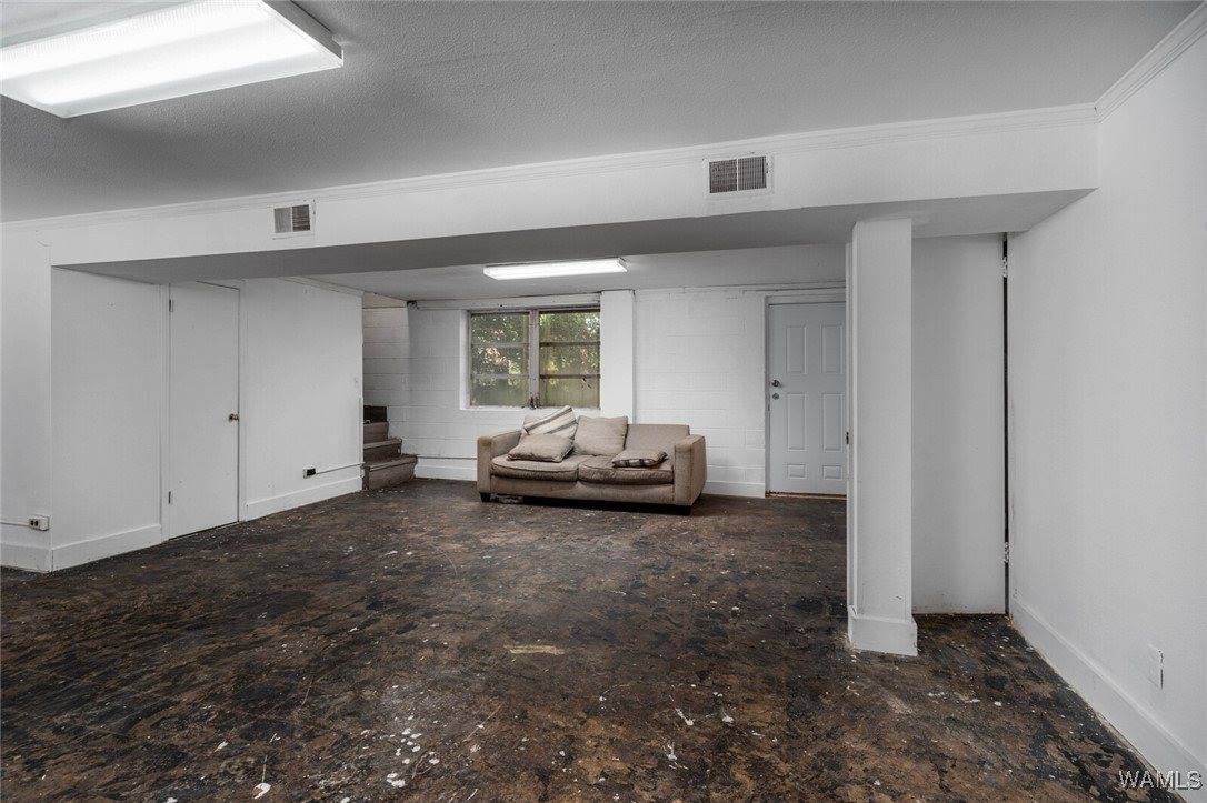 3730 Loop Road, Tuscaloosa, AL 35404