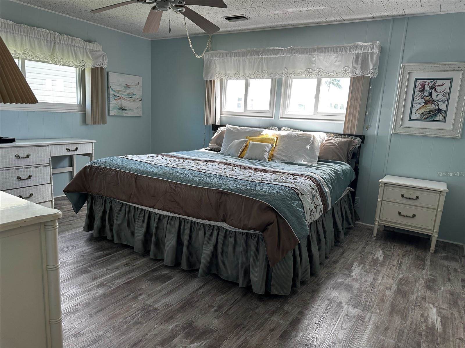 1100 Belcher Road South, Largo, FL 33771