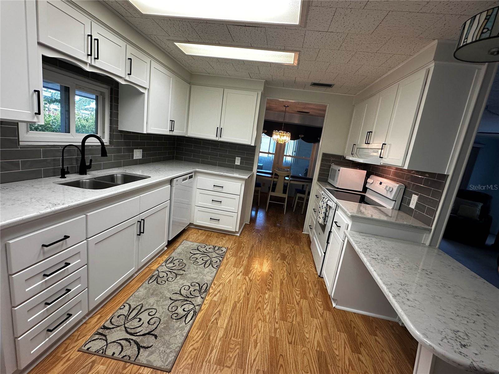 1100 Belcher Road South, Largo, FL 33771