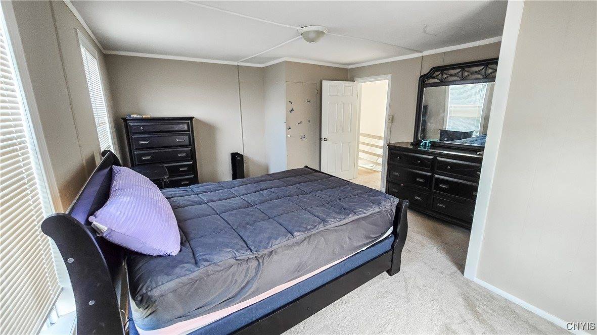 656 Stump Road, Skaneateles, NY 13153