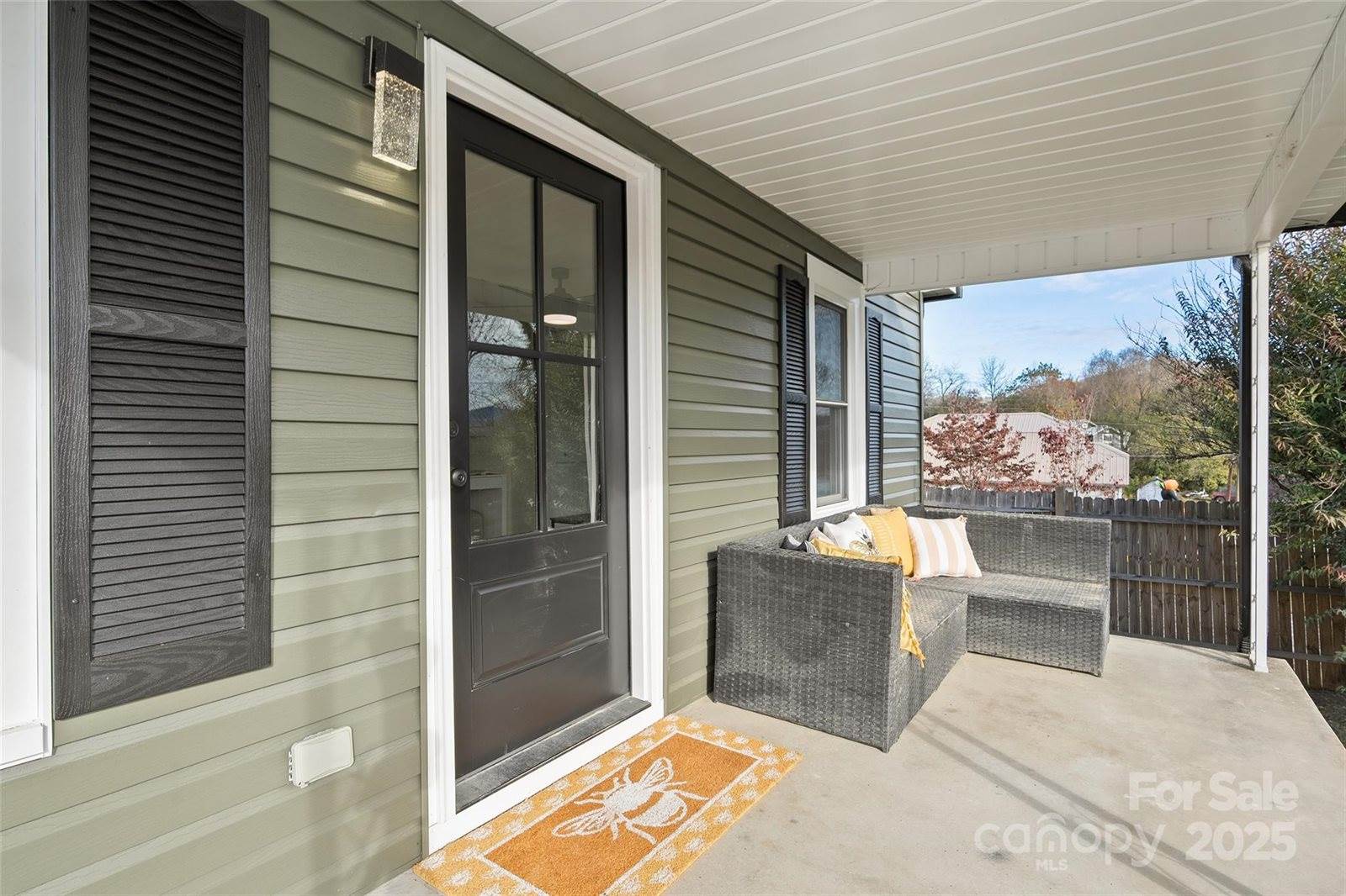 107 Thomas Street, Canton, NC 28716