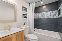 107 Thomas Street, Canton, NC 28716