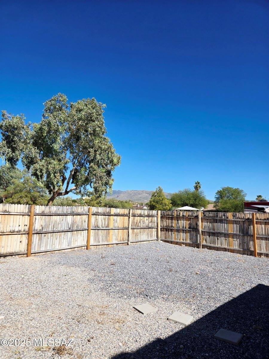 10561 East Elkridge Place, Tucson, AZ 85730