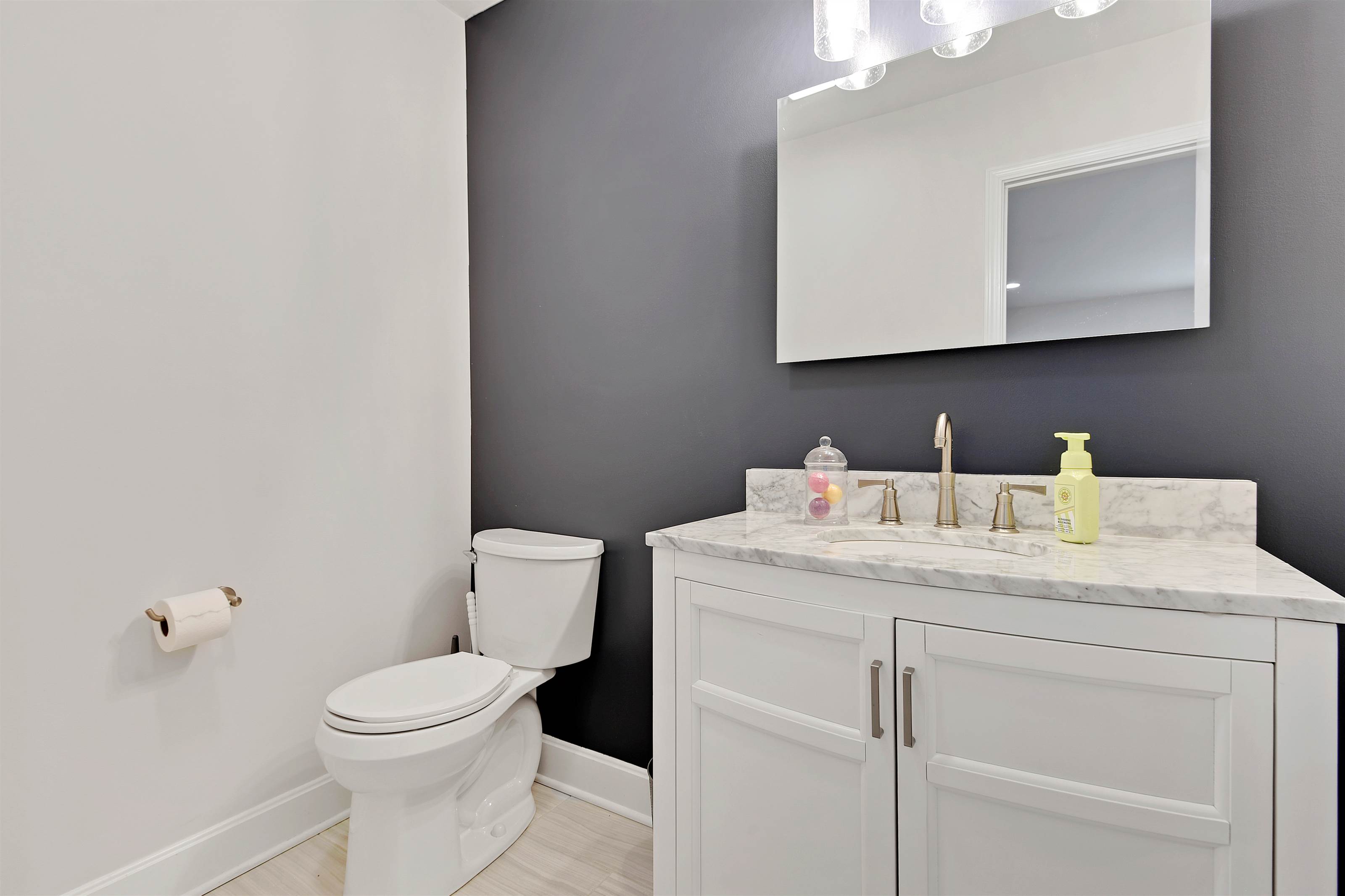 13300 W 102nd Street, Lenexa, KS 66215