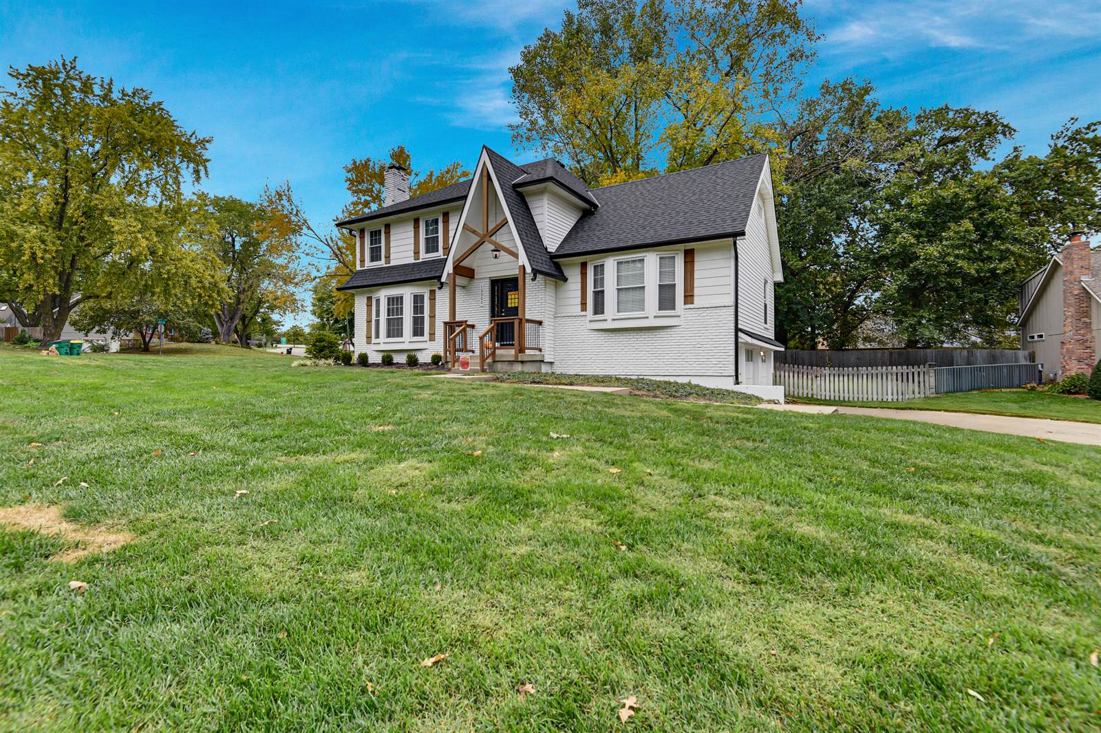 13300 W 102nd Street, Lenexa, KS 66215