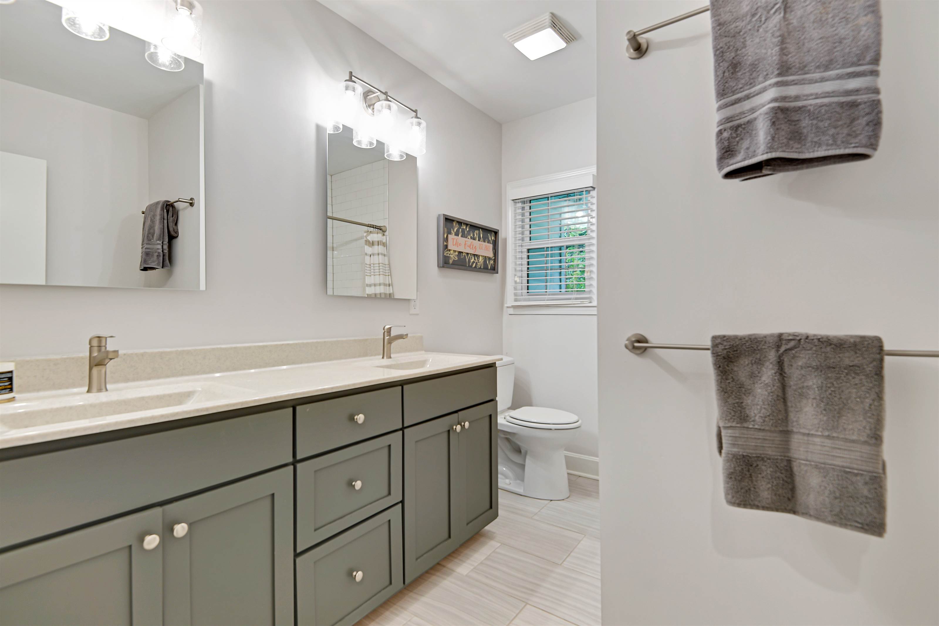 13300 W 102nd Street, Lenexa, KS 66215