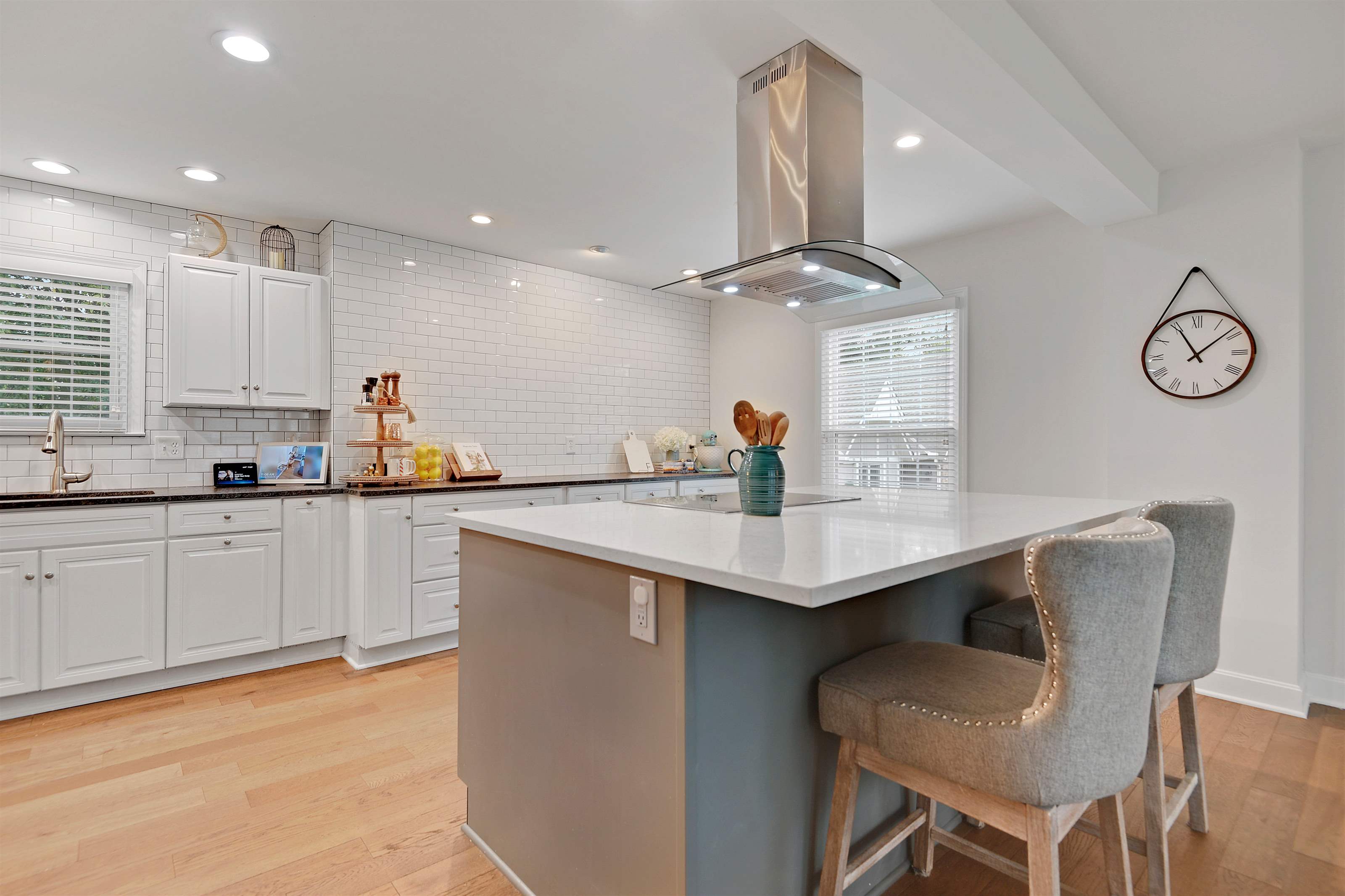 13300 W 102nd Street, Lenexa, KS 66215