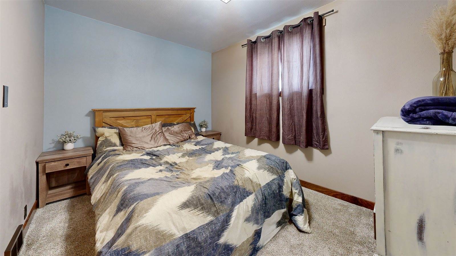 404 Division, Ontario, WI 54651