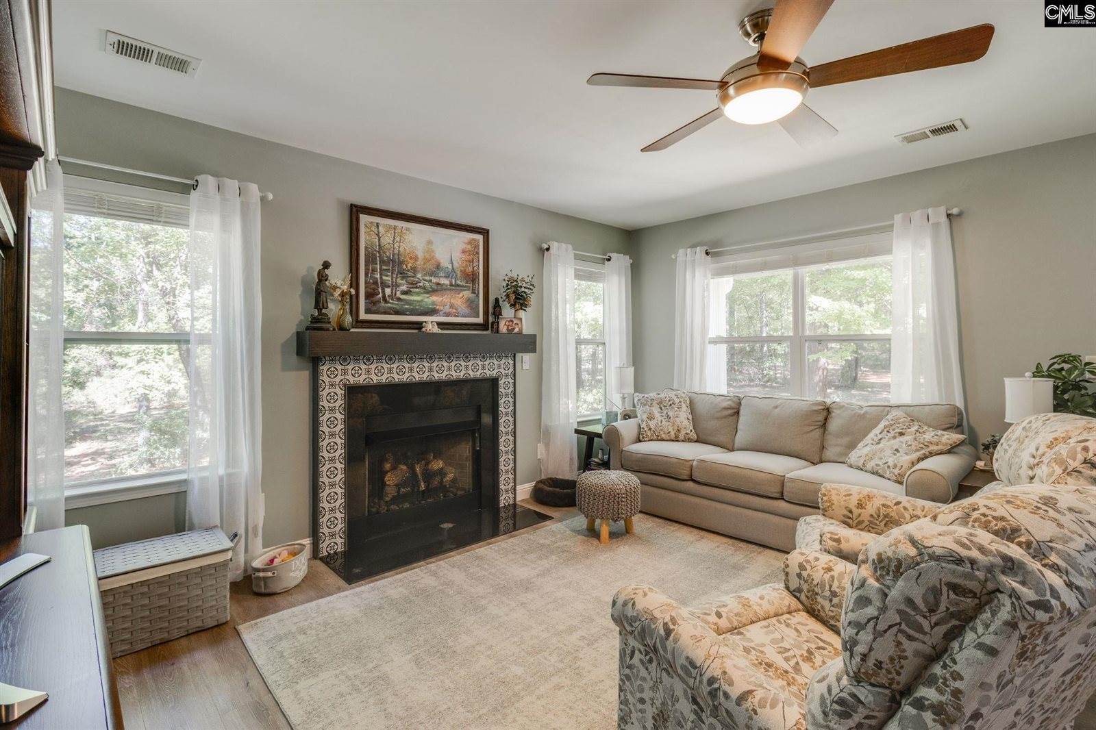 826 S Cub, Elgin, SC 29045