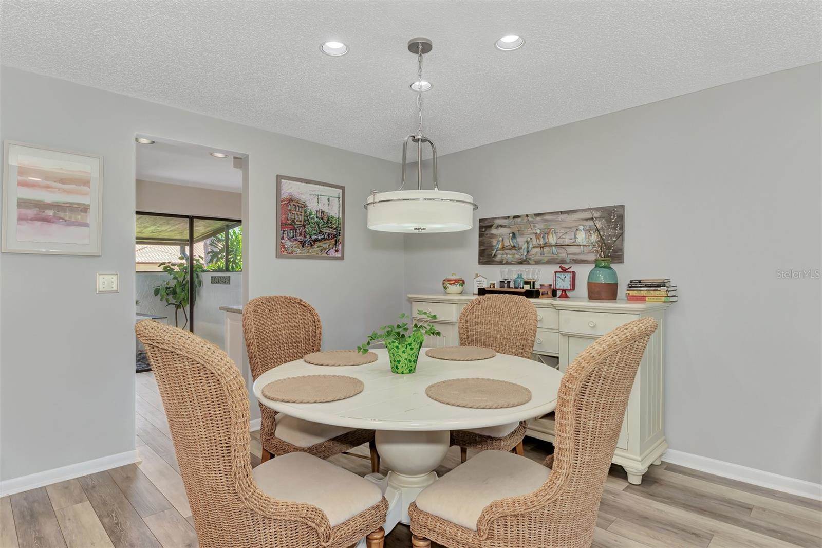 3141 Heatherwood Lane, Sarasota, FL 34235