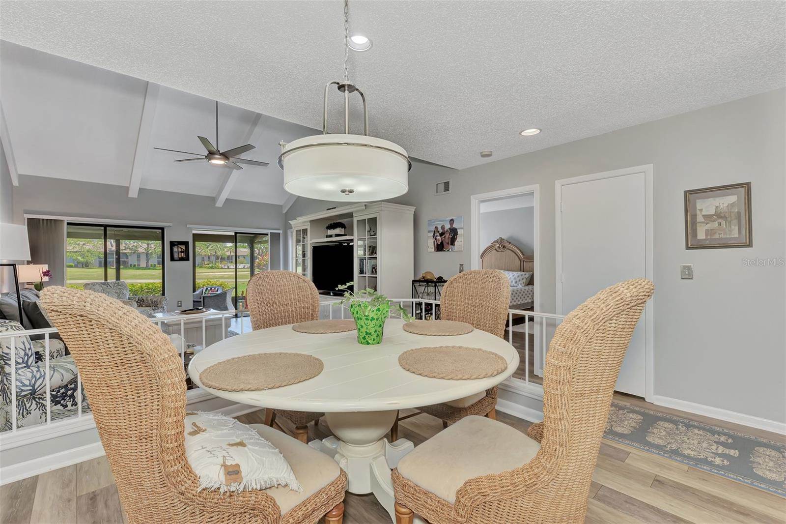 3141 Heatherwood Lane, Sarasota, FL 34235