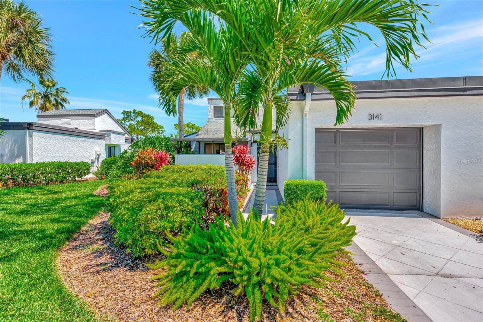 3141 Heatherwood Lane, Sarasota, FL 34235