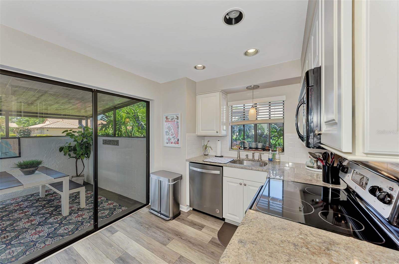 3141 Heatherwood Lane, Sarasota, FL 34235