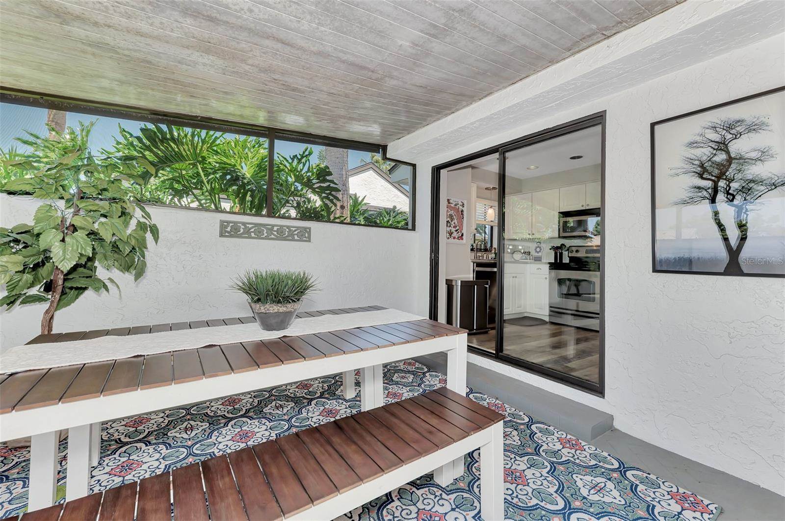 3141 Heatherwood Lane, Sarasota, FL 34235