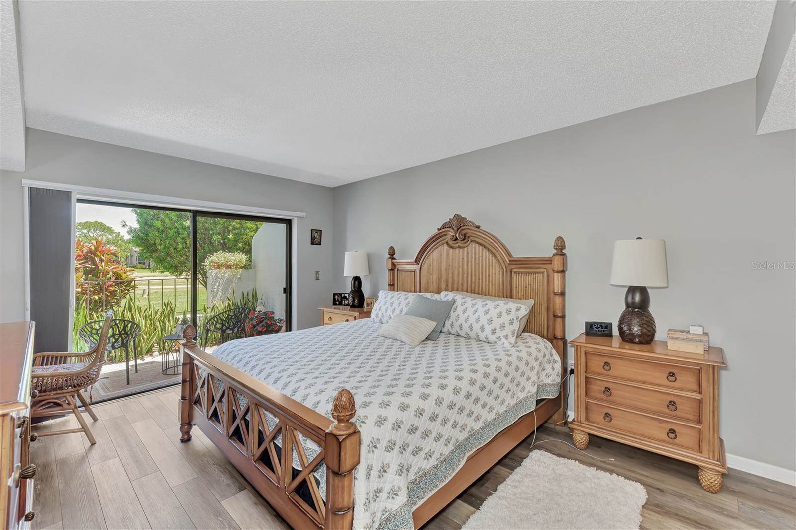 3141 Heatherwood Lane, Sarasota, FL 34235