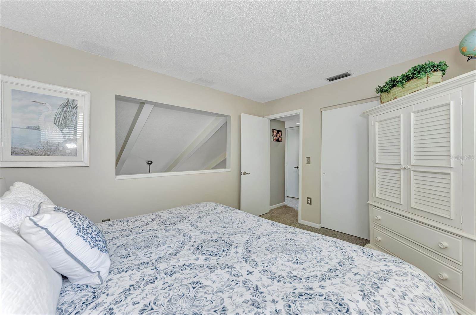 3141 Heatherwood Lane, Sarasota, FL 34235