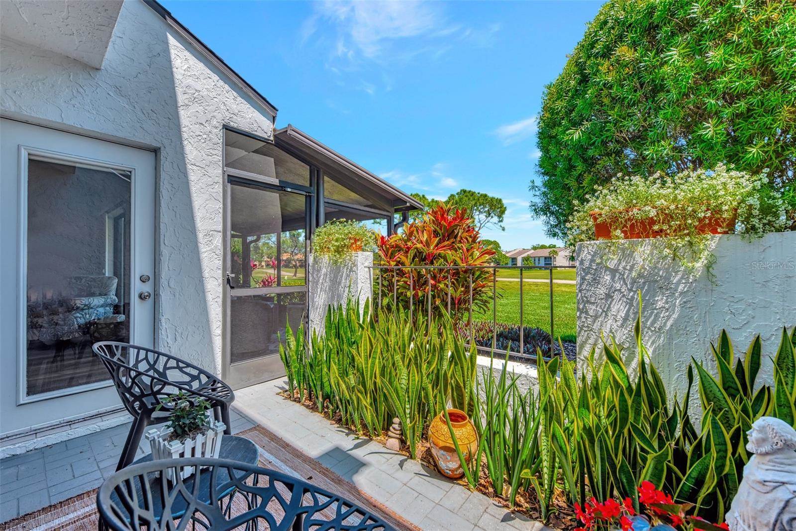 3141 Heatherwood Lane, Sarasota, FL 34235