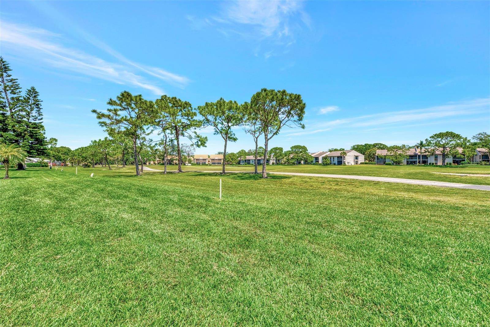 3141 Heatherwood Lane, Sarasota, FL 34235