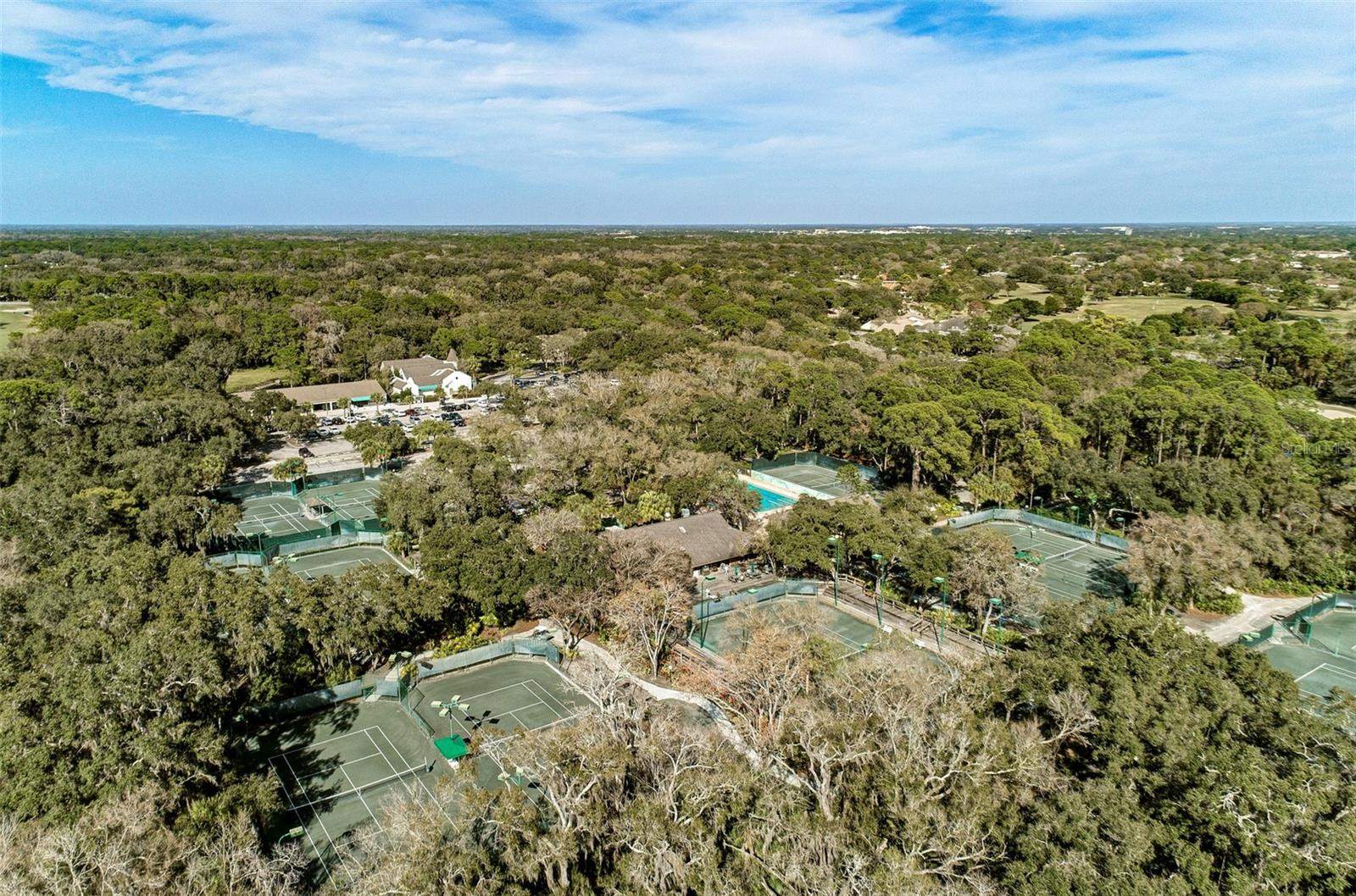 3141 Heatherwood Lane, Sarasota, FL 34235