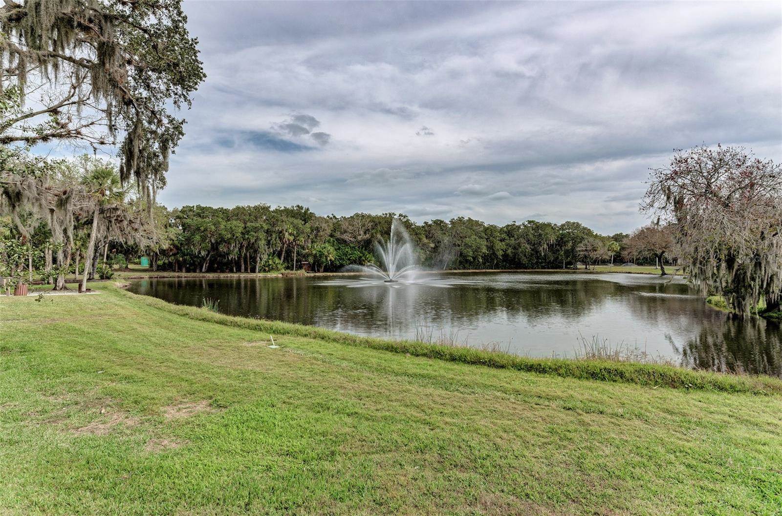 3141 Heatherwood Lane, Sarasota, FL 34235