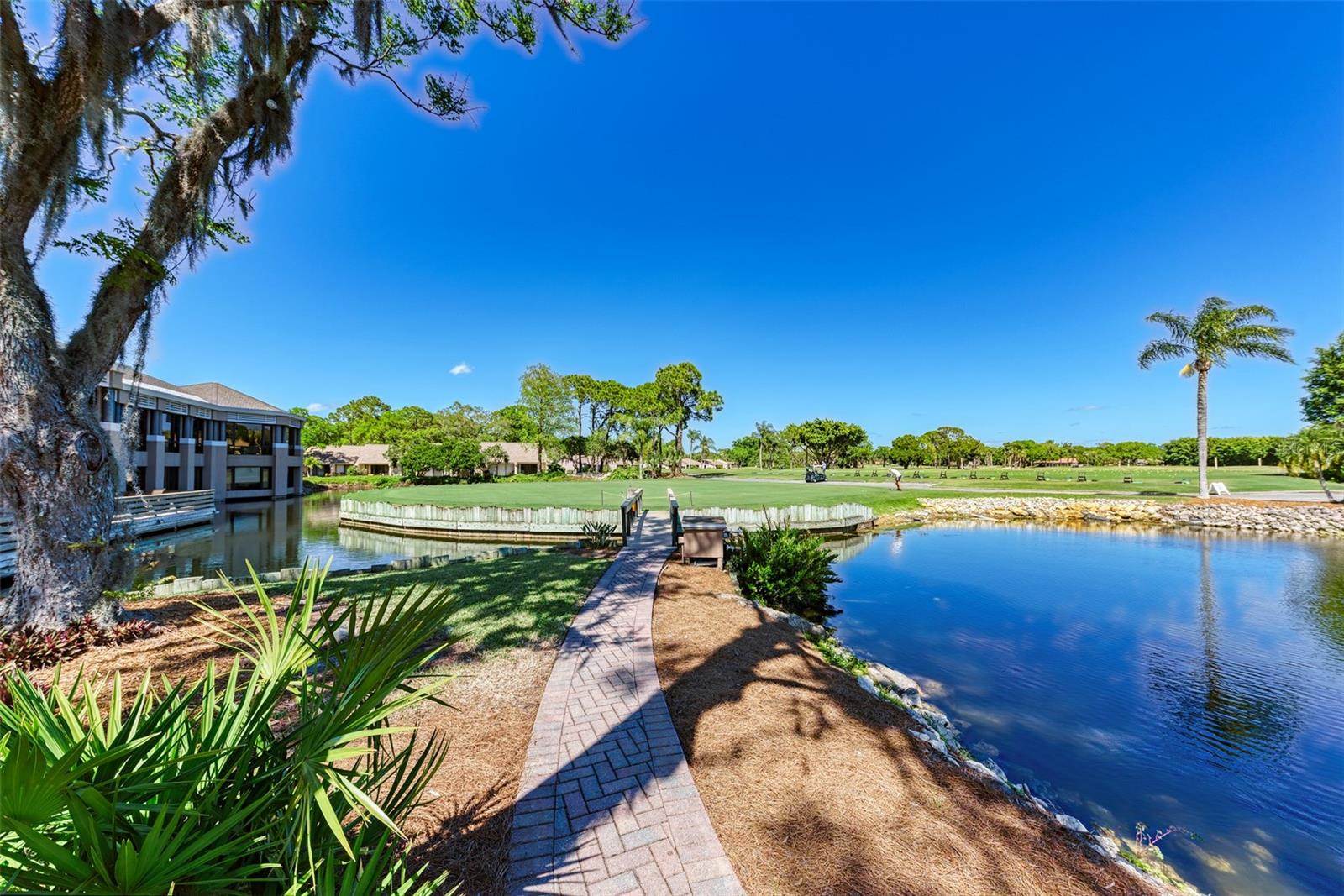 3141 Heatherwood Lane, Sarasota, FL 34235