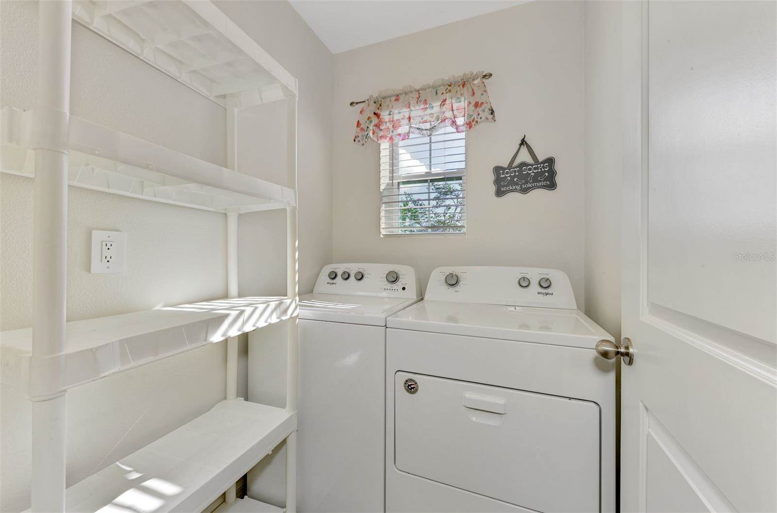 3812 Golden Oriole Parkway, Sarasota, FL 34232