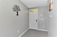 3812 Golden Oriole Parkway, Sarasota, FL 34232